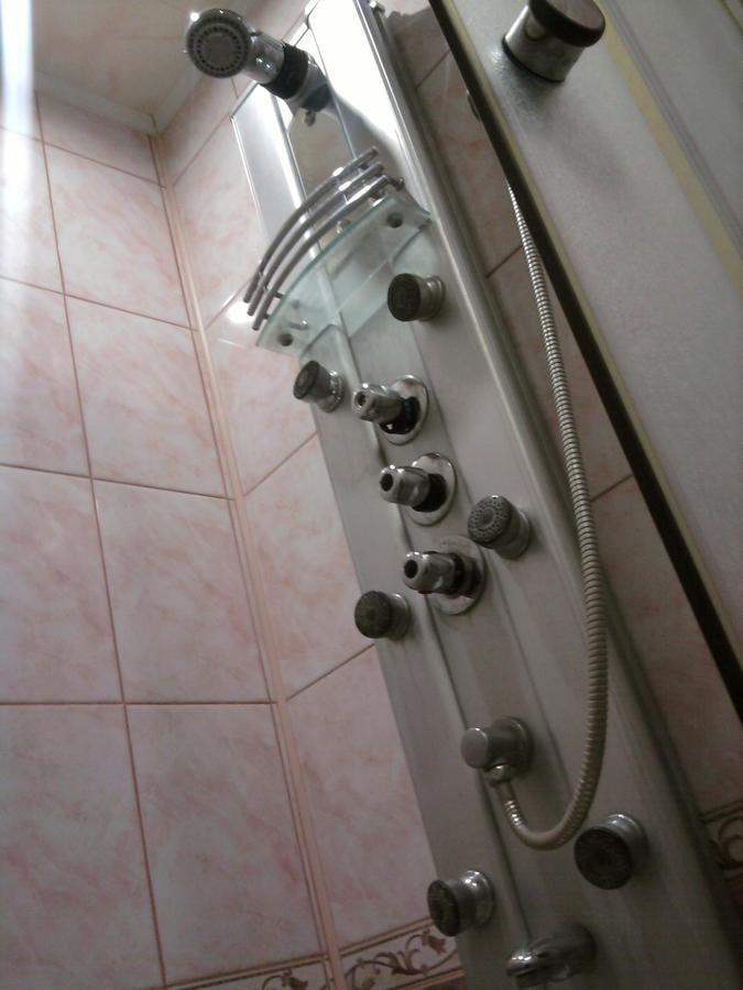 House Hotel Apartments 3 روفنو المظهر الخارجي الصورة
